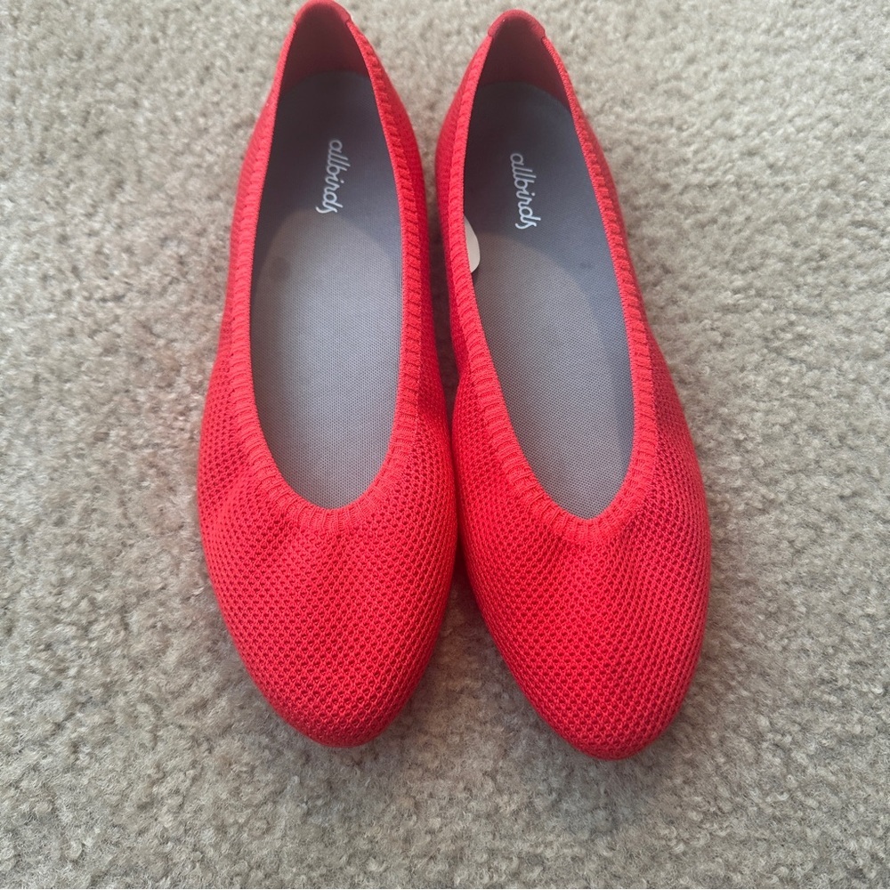 Allbirds Women's Red Flats - Picture 2 of 10